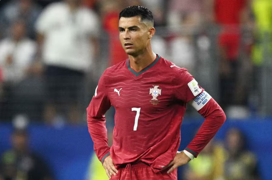 Ronaldo dá o passo para uma nova carreira